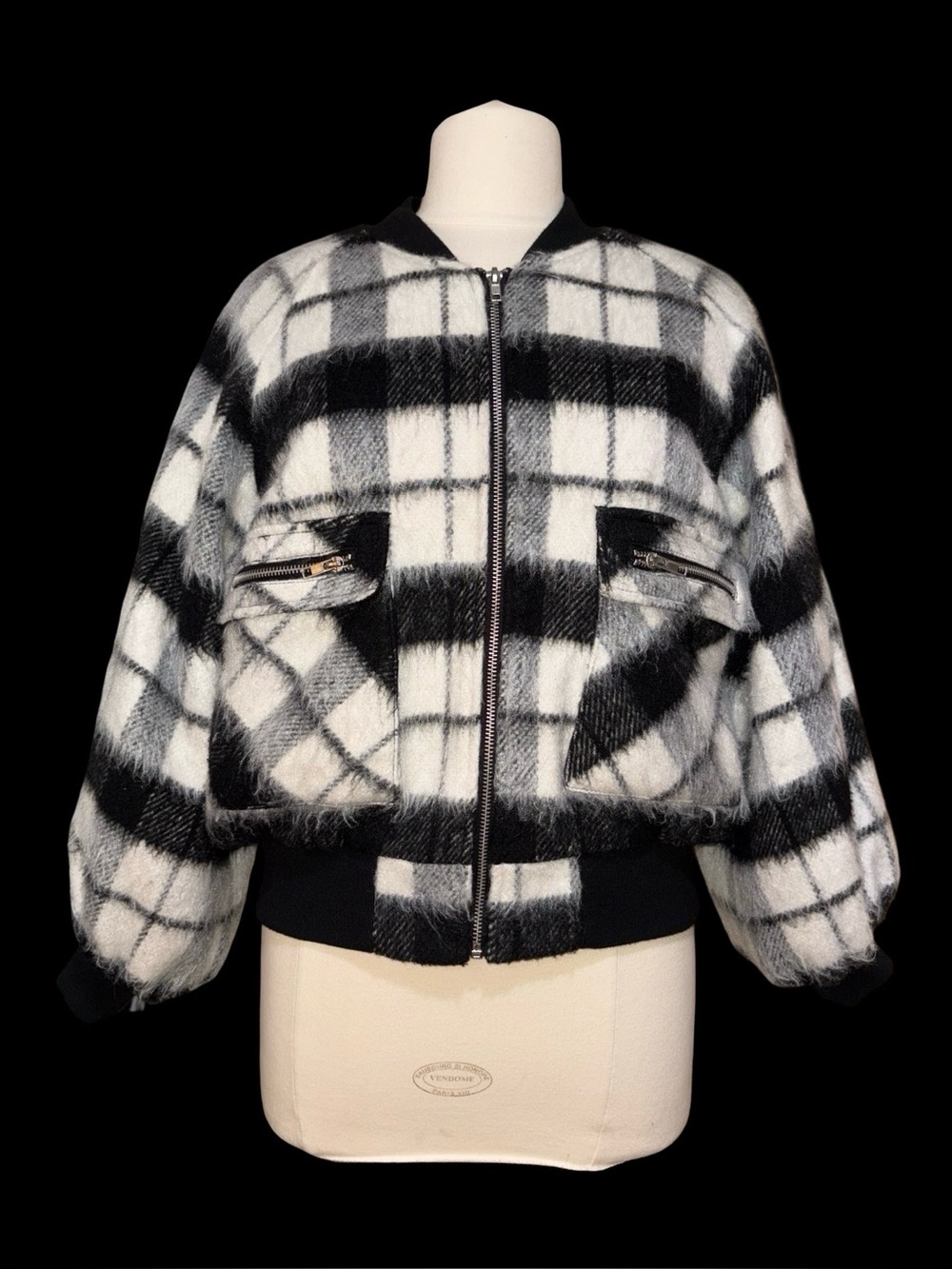 FOREVER 21 Contemporary Black White Plaid Fuzzy Bomber Jacket Size Small